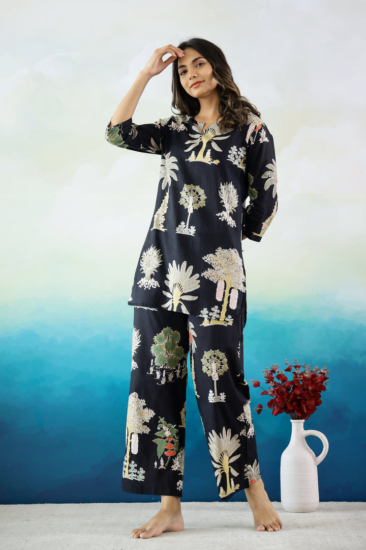 Black Palm Coord set | Co-Ord Set | Shop stylish women's clothing online at Label Flavia |