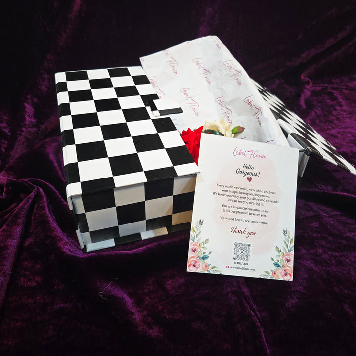 Checkered Gift Box – Stylish, Sustainable, and Full of Love - Medium Size | | Shop stylish women's clothing online at Label Flavia |