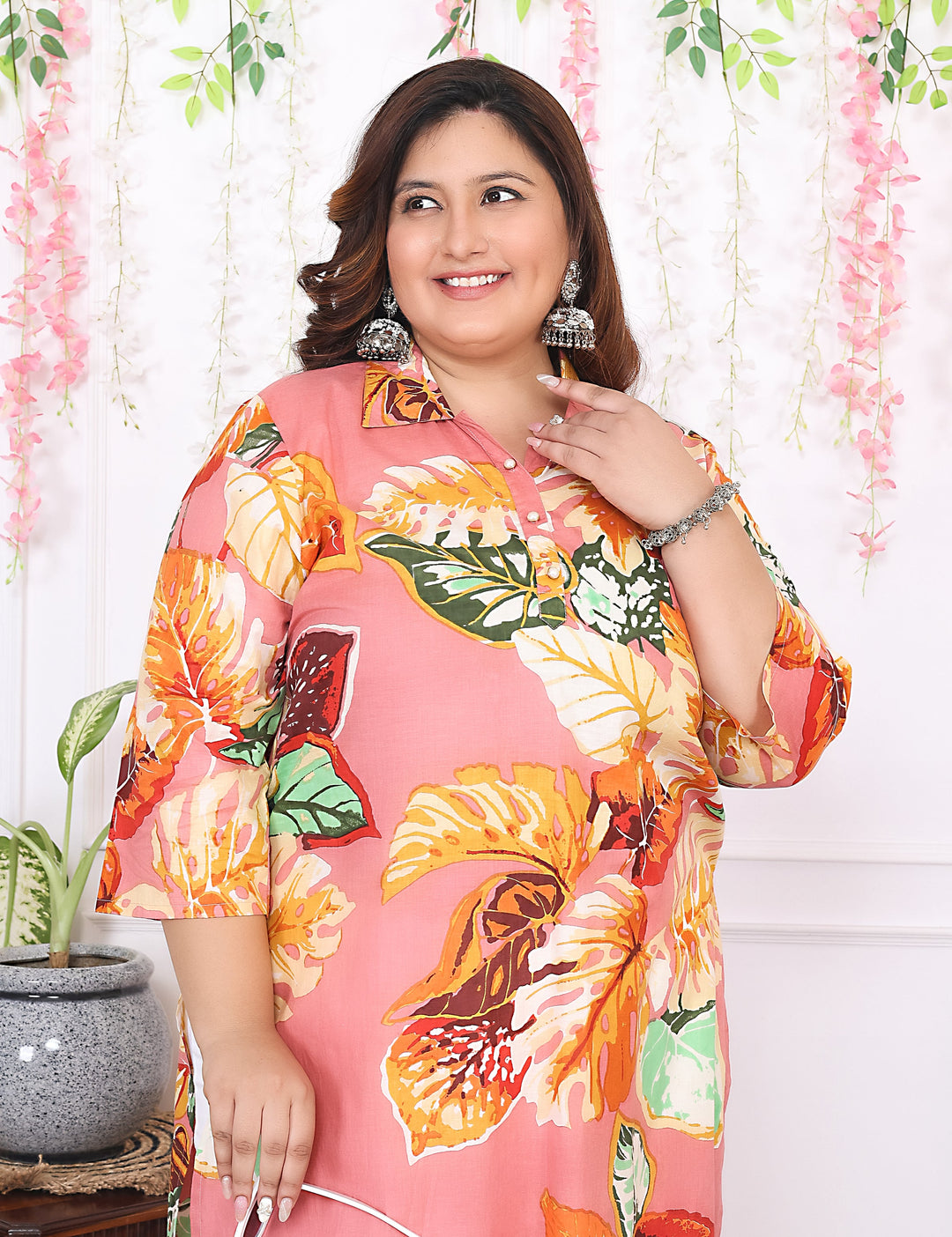 Women Printed Cotton Straight Kurta (B13-Peach)