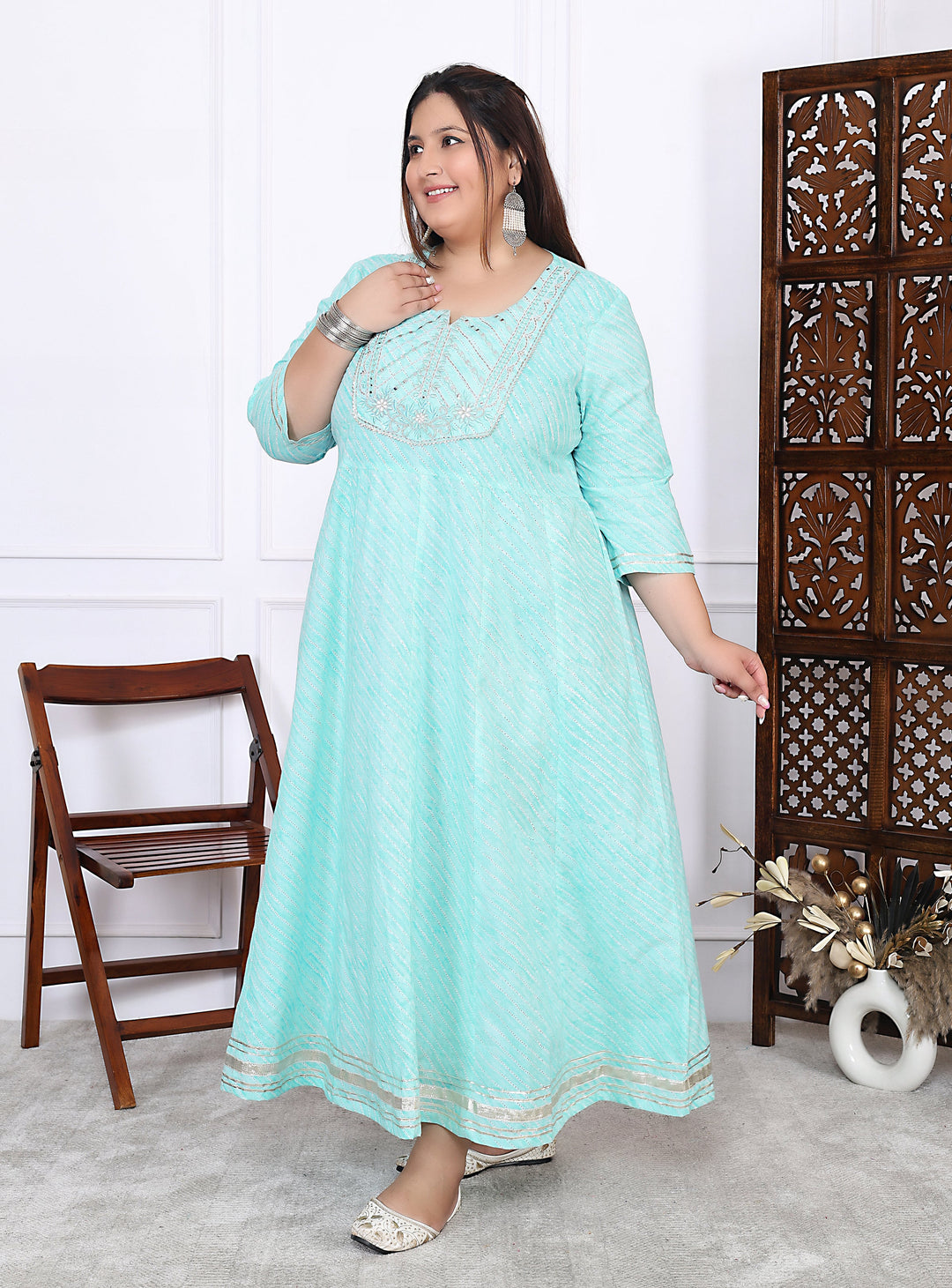 Plus Size Green Cotton Leheriya Print Embroidered Long Kurta (B17-Green)