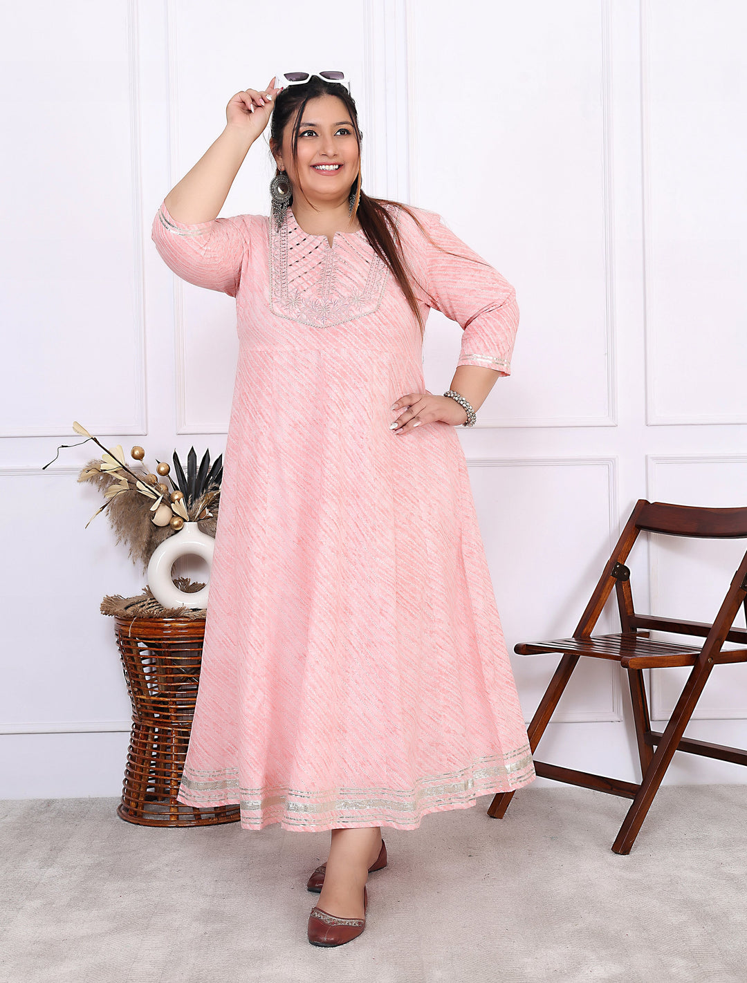 Plus Size Pink Cotton Leheriya Print Embroidered Long Kurta (B17-Pink)