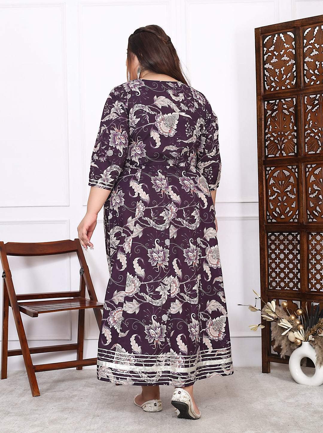 Plus Size Brown Cotton Floral Print Embroidered Long Kurta (B18-Brown)