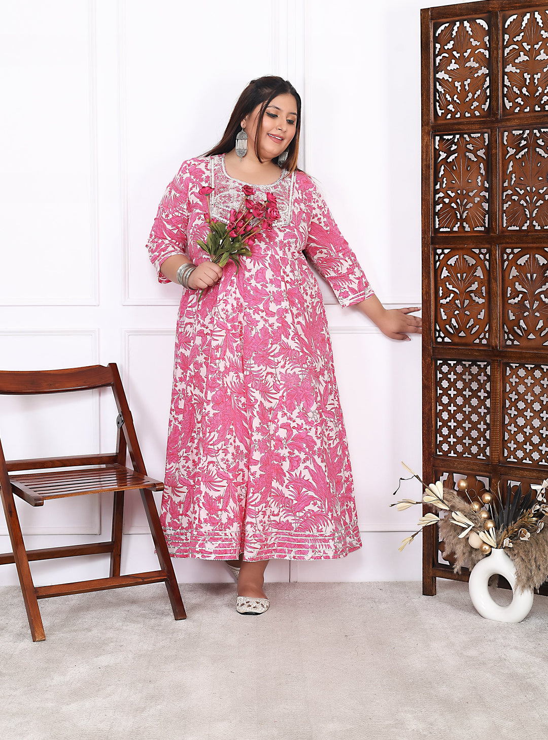 Plus Size Pink Cotton Floral Print Embroidered Long Kurta (B20-Pink)
