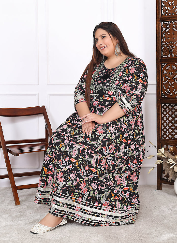 Plus Size Black Cotton Floral Print Embroidered Gown (B23-Black)