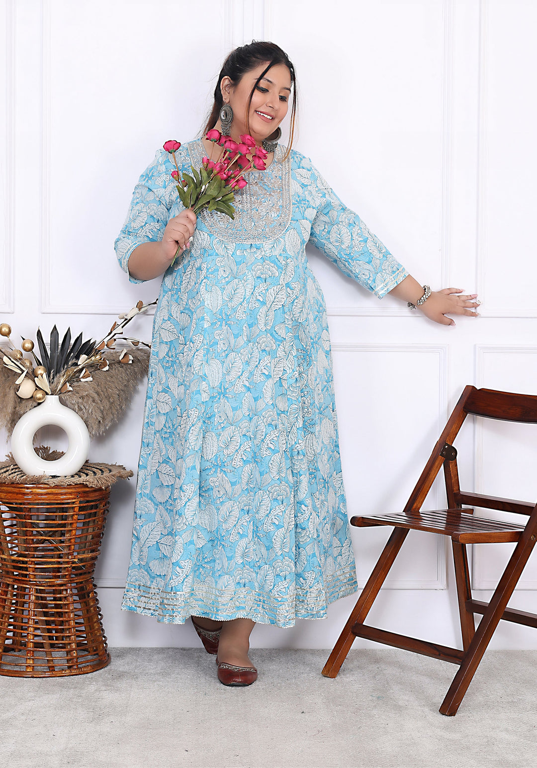 Plus Size Blue Cotton Floral Print Embroidered Gown (B25-Blue)