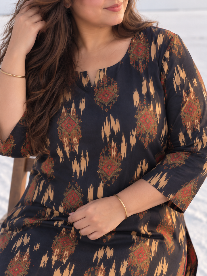 Ikat Kurti