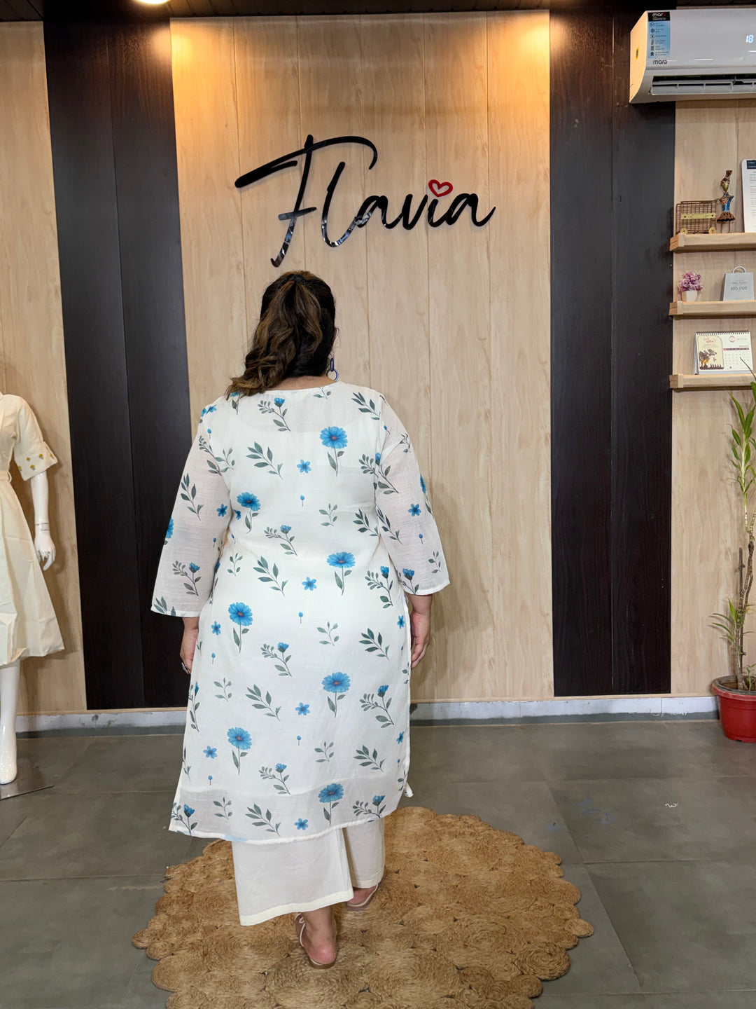 Elara Bloom Kurta Pant Set