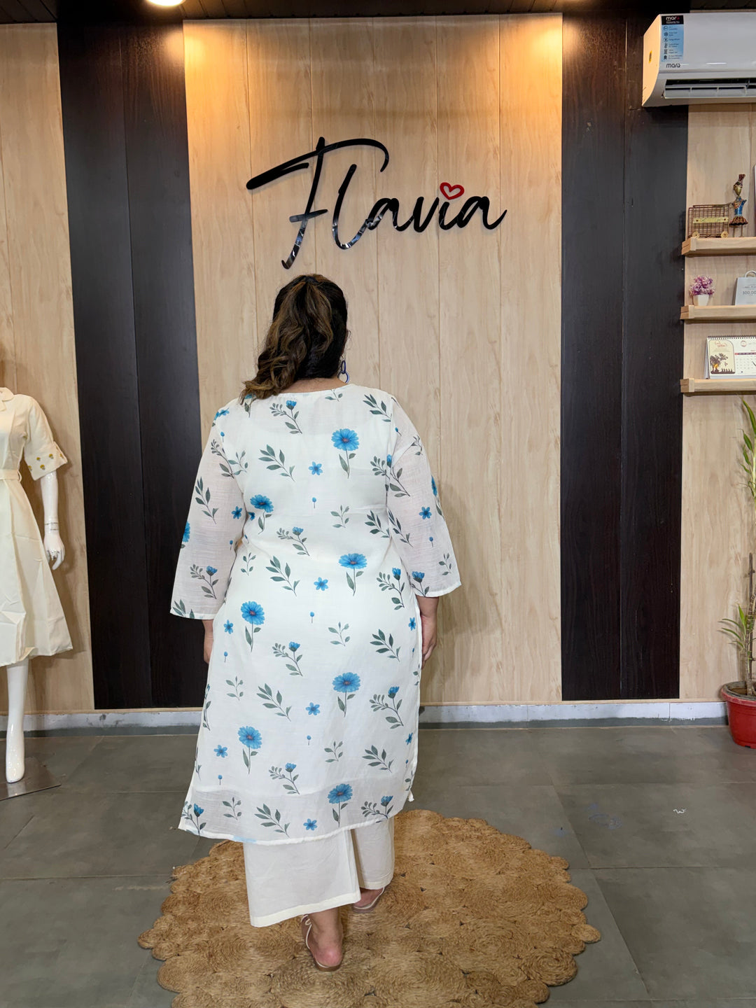 Elara Bloom Kurta Pant Set