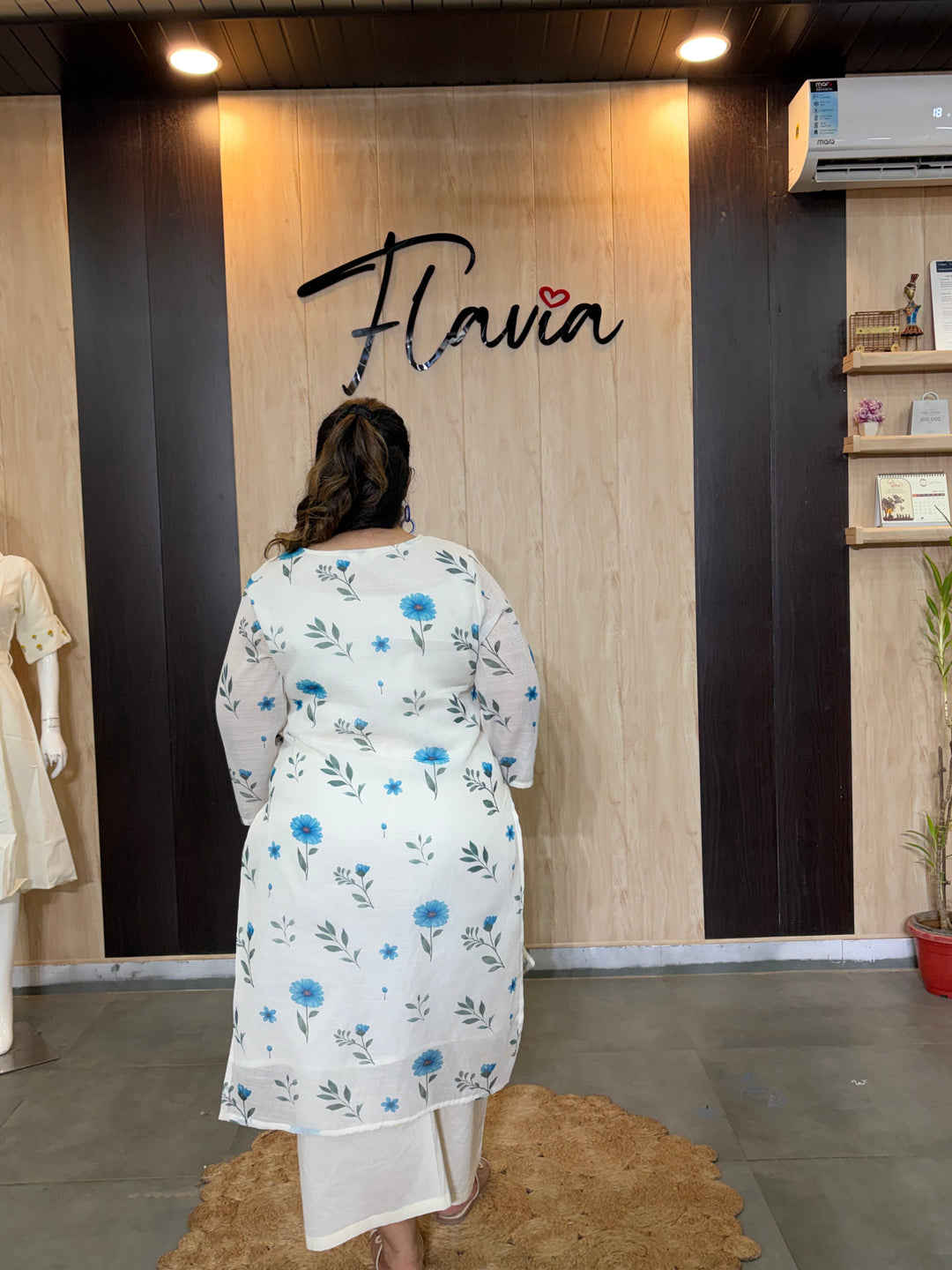 Elara Bloom Kurta Pant Set