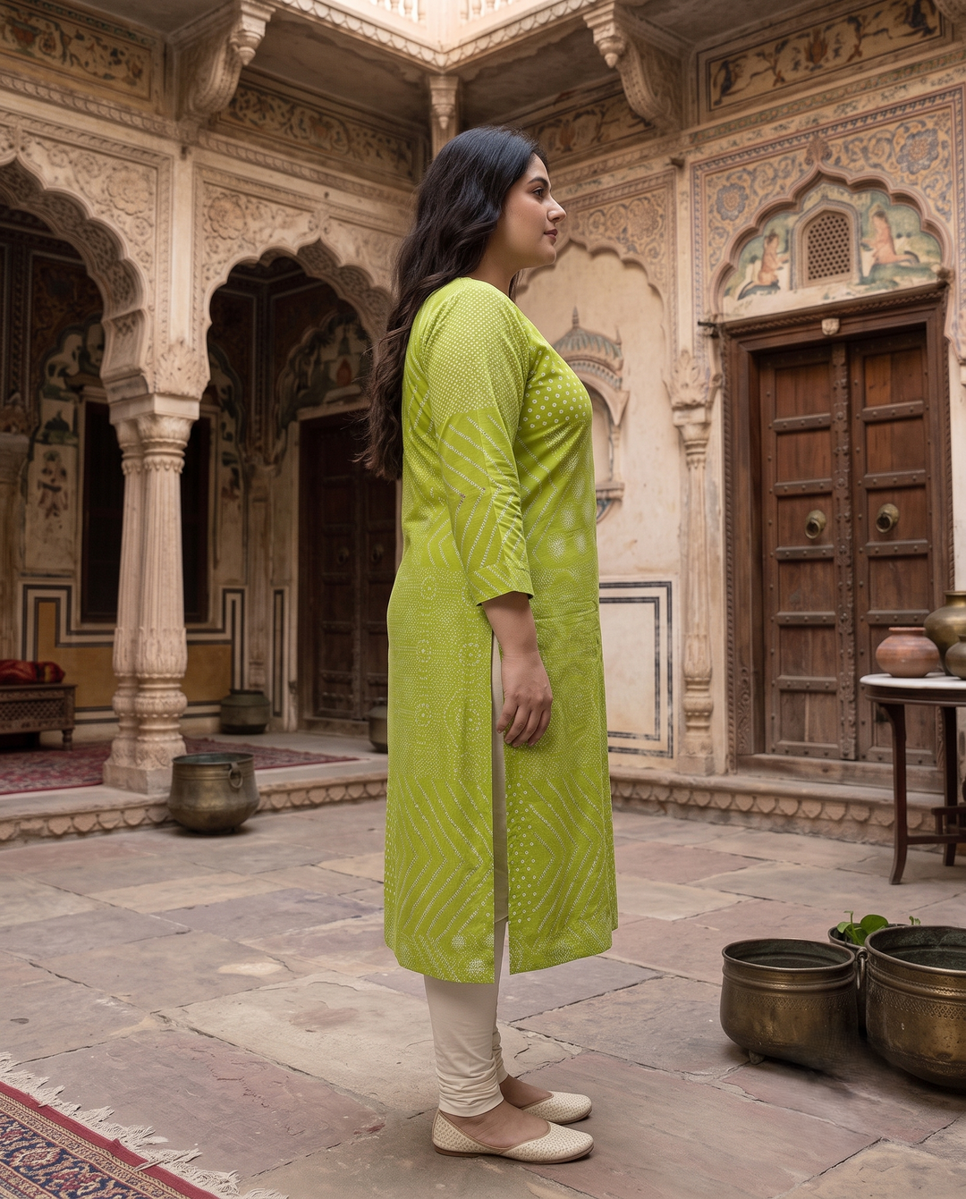 Meera Bandhani Green Kurti