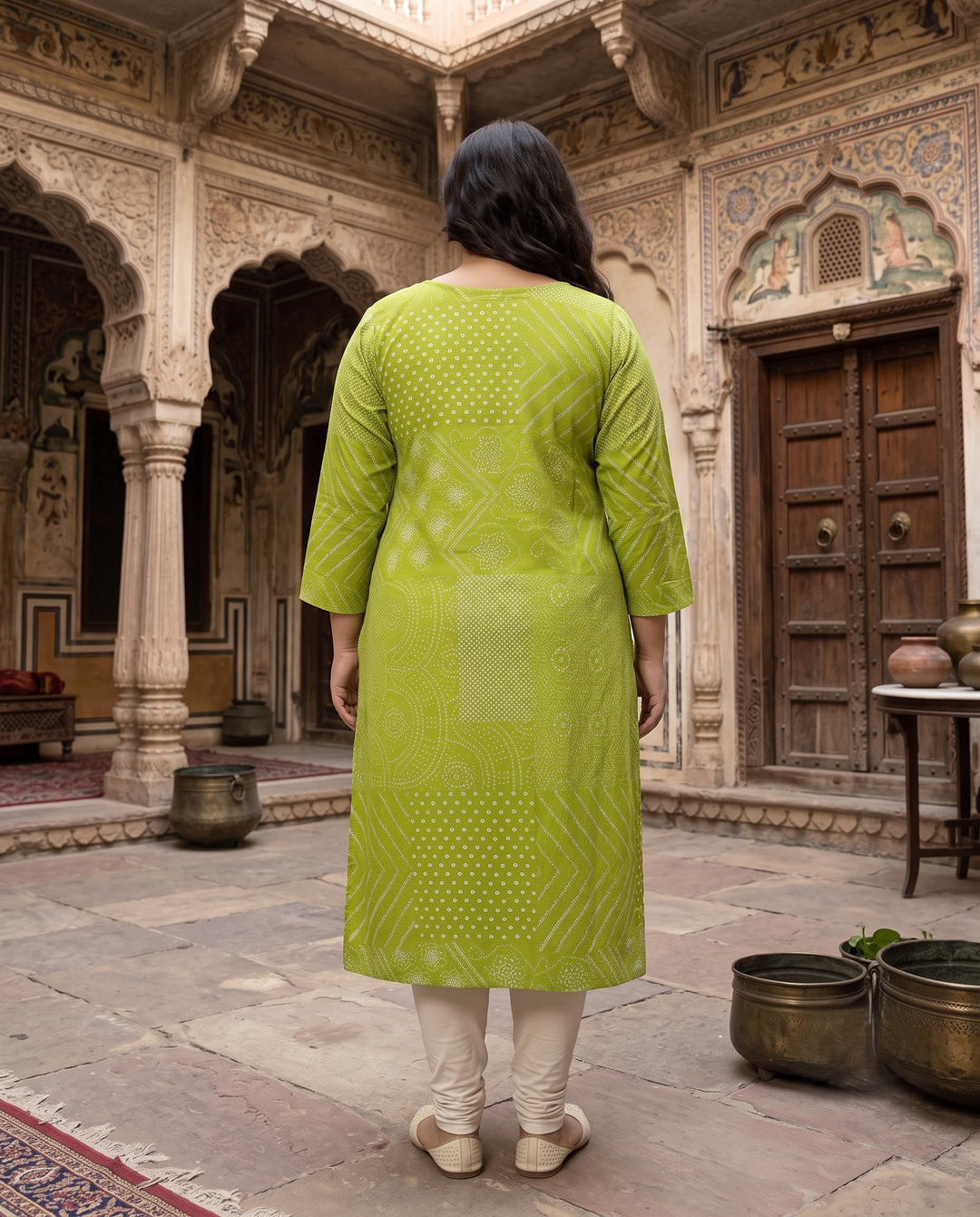 Meera Bandhani Green Kurti