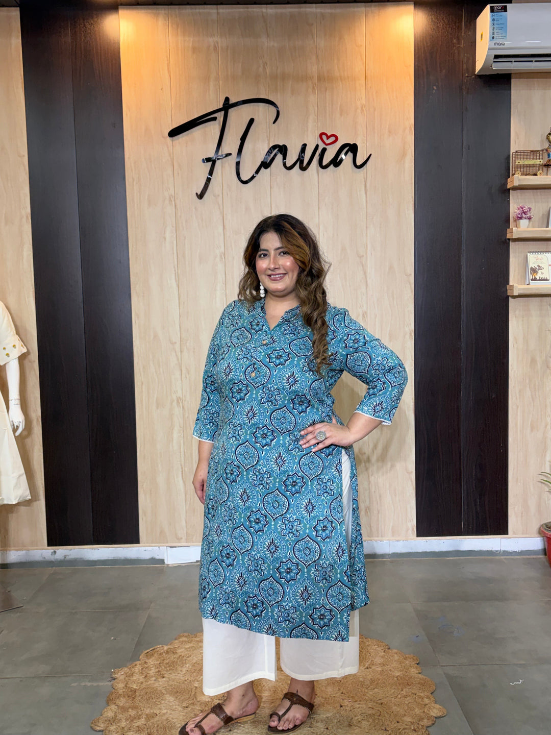 Vyanika Kurti