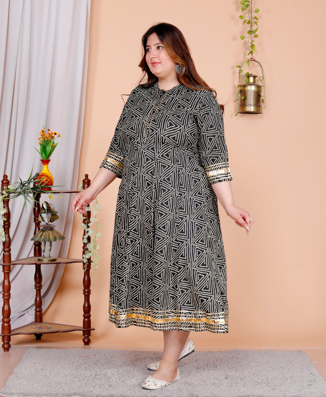 Plus Size Black Cotton Blend Bandhani Print Gown (B31-Black)