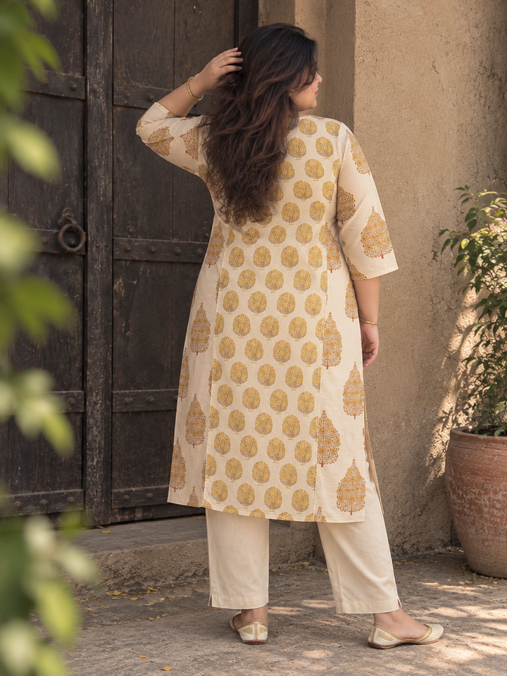 Zeenat Kurti