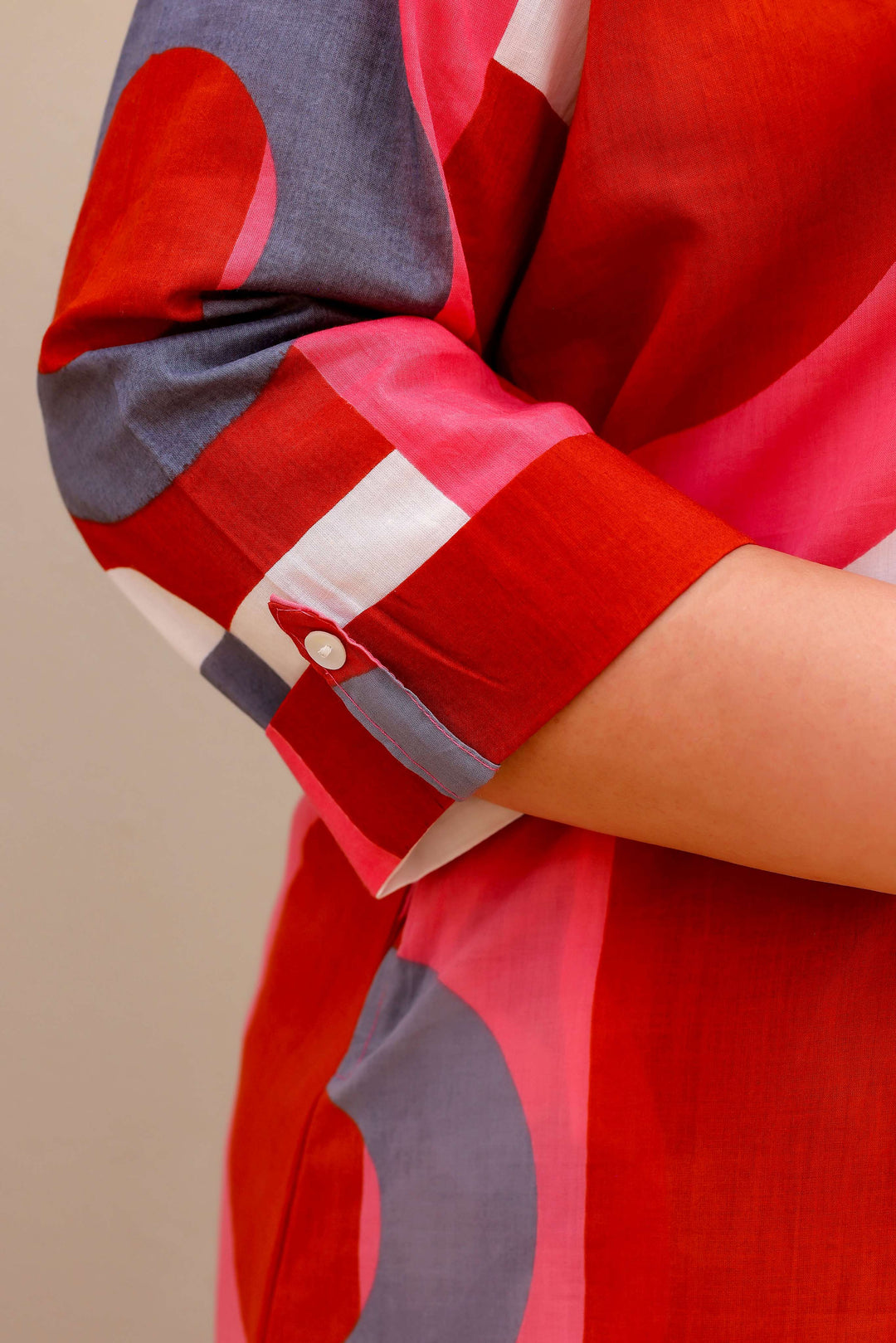 Bold Geometric Print Cotton Kurti in Red & Pink Tones