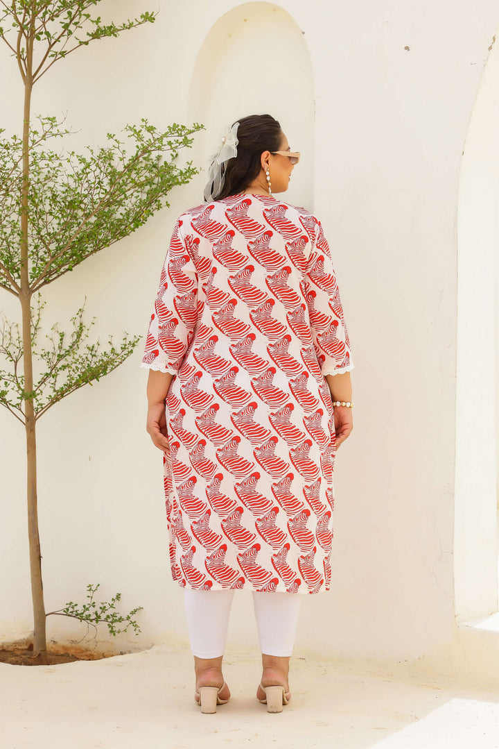 Plus Size Red Abstract Printed Kurti – Effortless Everyday Cotton Elegance