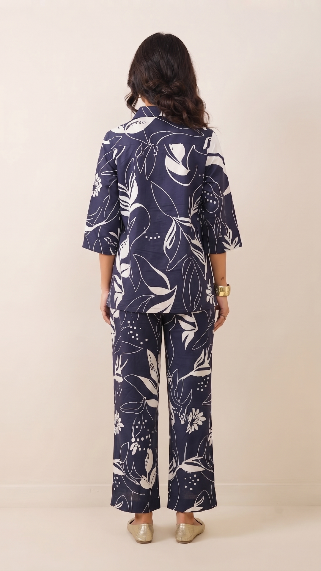 Noir Bloom Co-ord Set – Navy & White