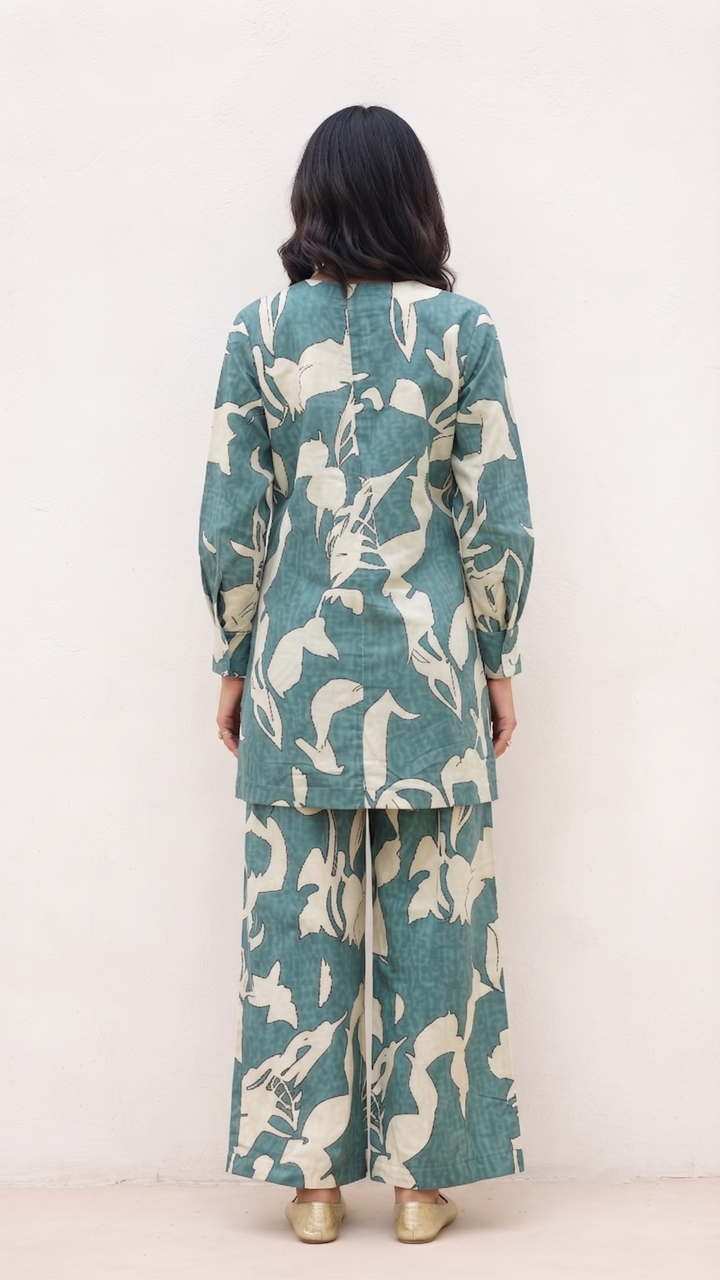 Tropical Leaf Co-ord Set – Teal & Ivory