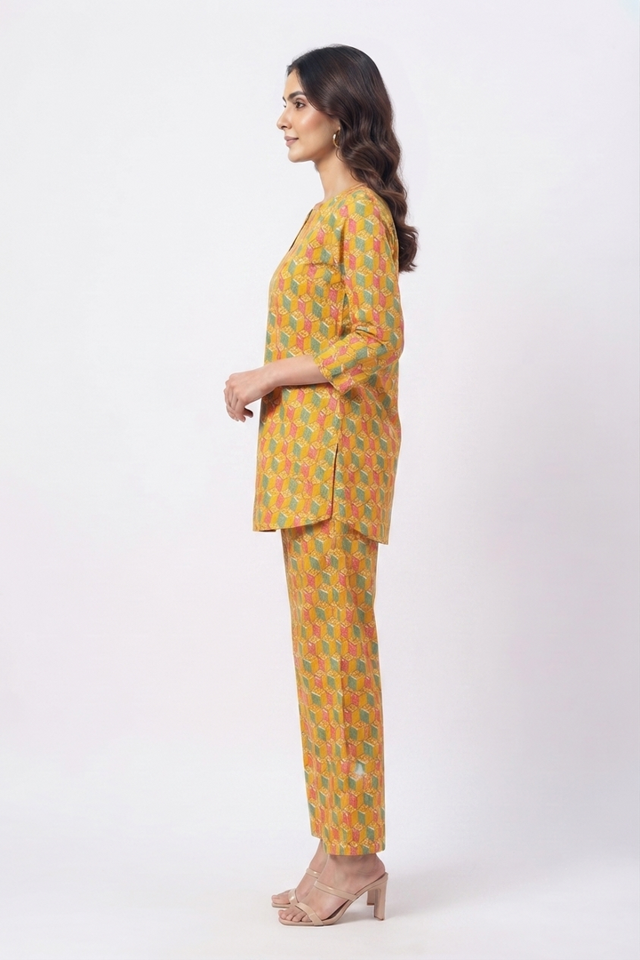 Multicolor Geometric Print Cotton Nightwear Set for Women