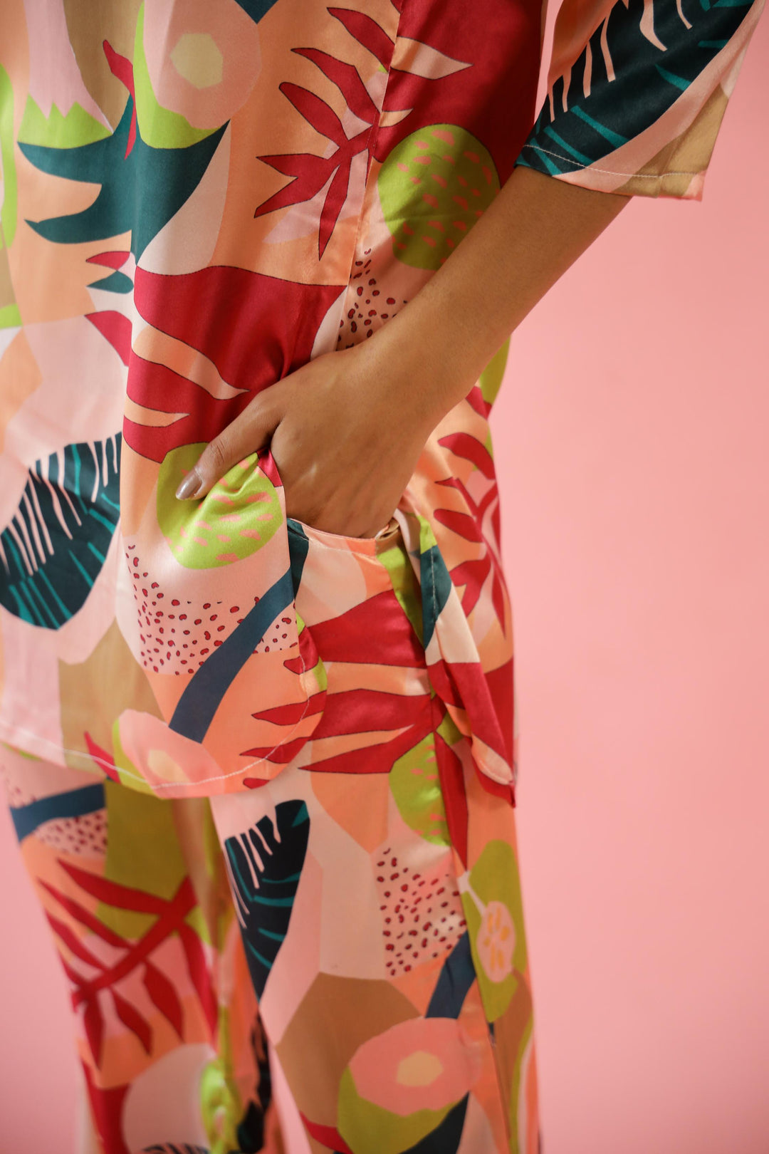 Bold Floral Print Satin Pajama Set - Vibrant & Artistic Nightwear