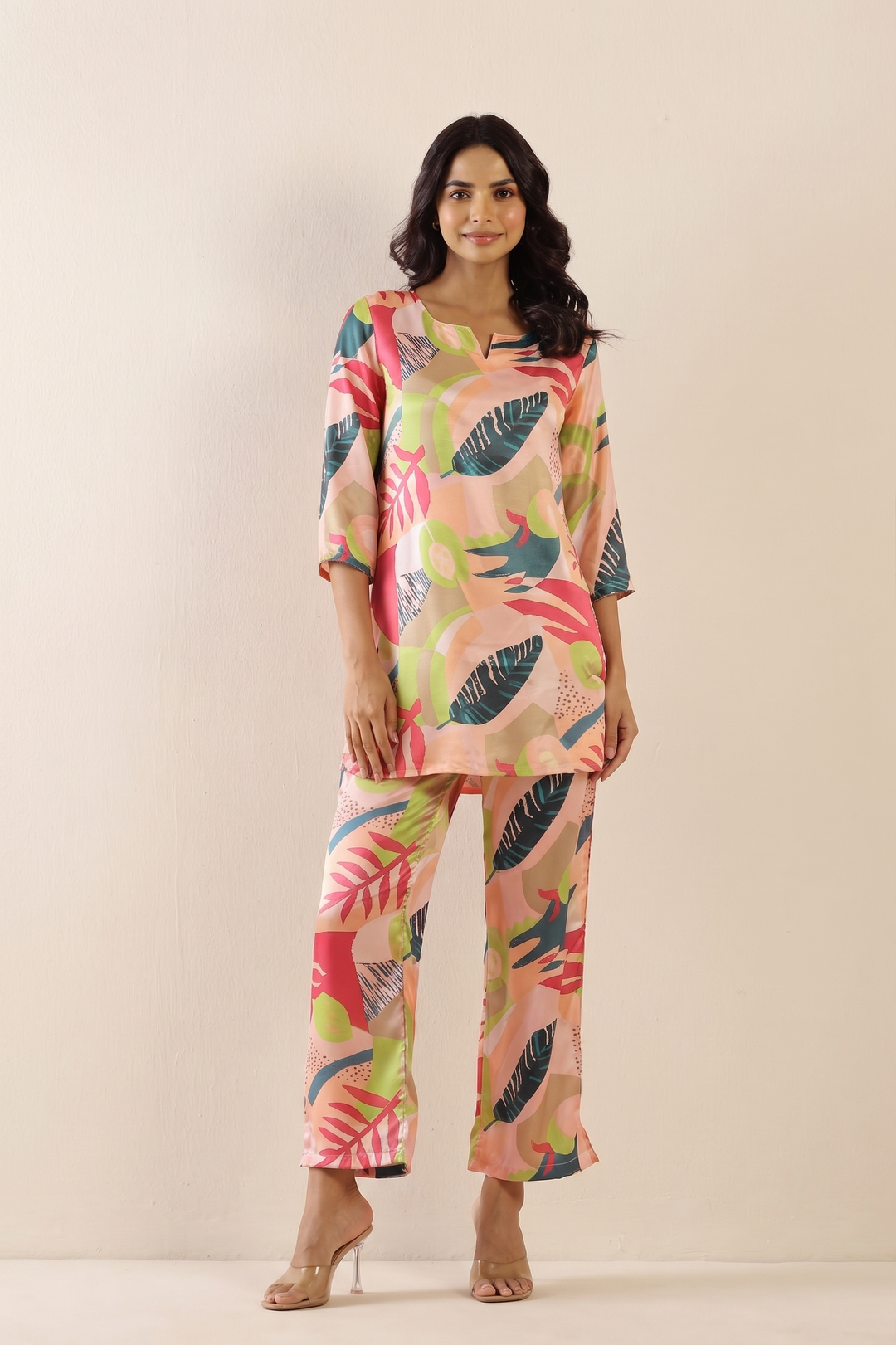 Bold Floral Print Satin Pajama Set - Vibrant & Artistic Nightwear