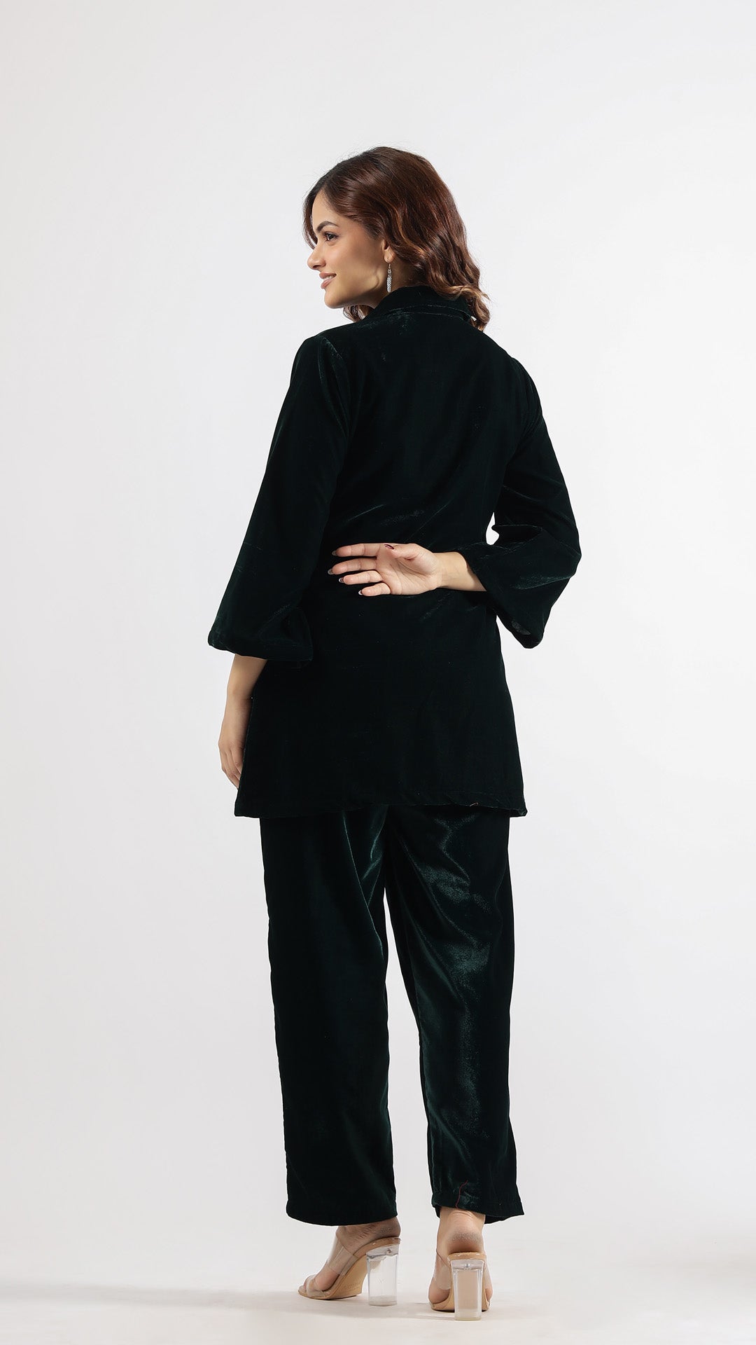 Elegant Dark Green Velvet Lounge Wear Set – Classic Comfort & Sophistication | Co-Ord Set | Shop stylish women's clothing online at Label Flavia |