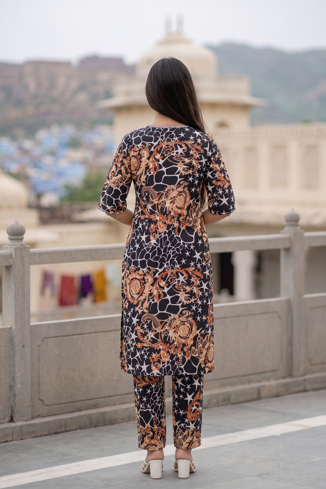 Luxe Ornate Print Co-ord Set – Unparalleled Elegance in Every Detail