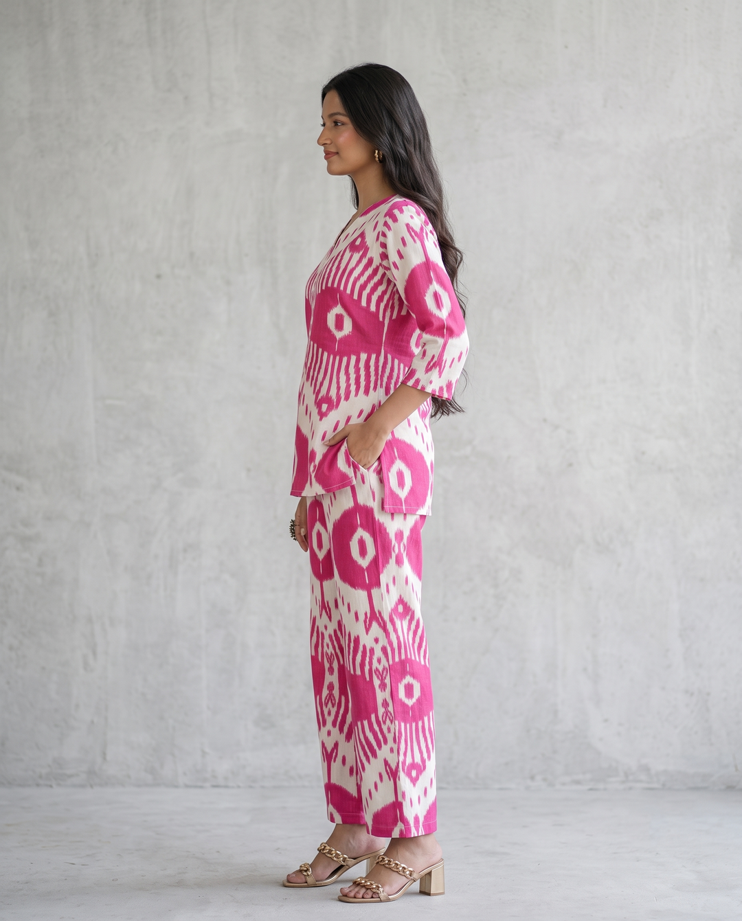 Chic Pink & White Ikat Print Co-Ord Set – Stylish & Comfortable