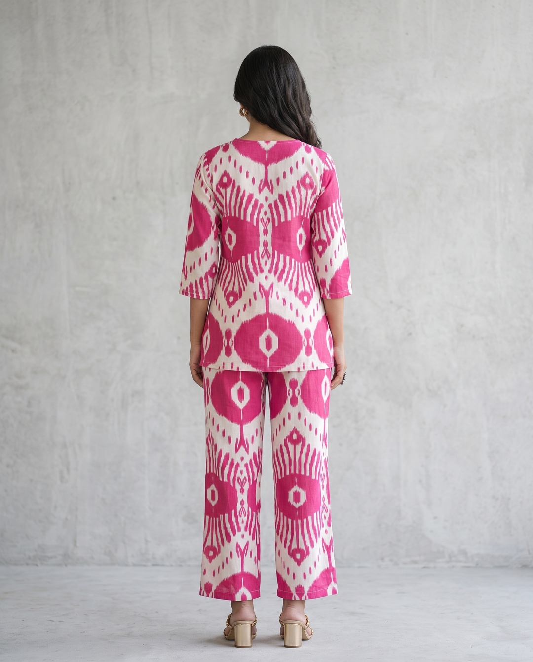 Chic Pink & White Ikat Print Co-Ord Set – Stylish & Comfortable