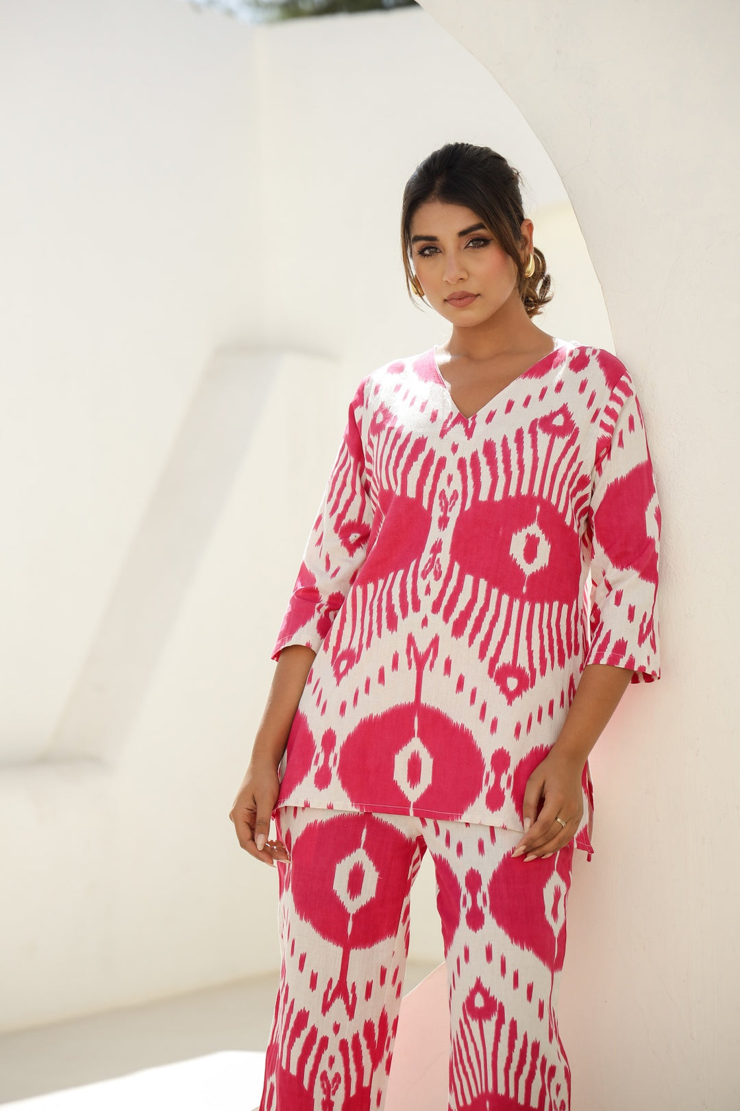 Chic Pink & White Ikat Print Co-Ord Set – Stylish & Comfortable