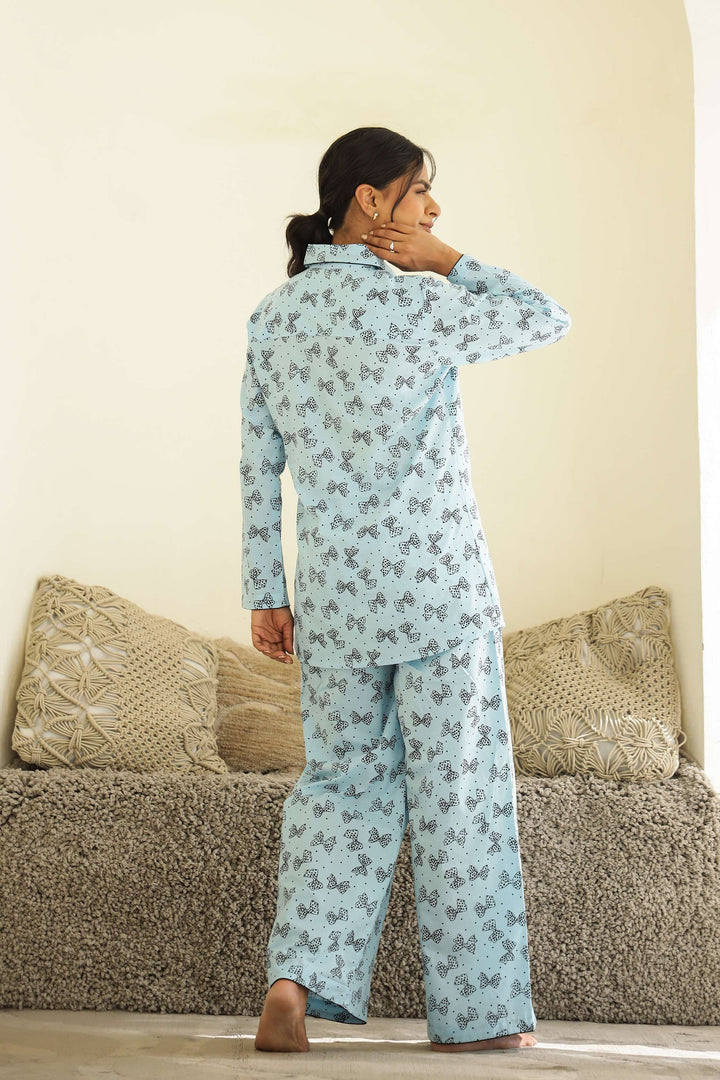 Cozy Butterfly Print Cotton Night Suit