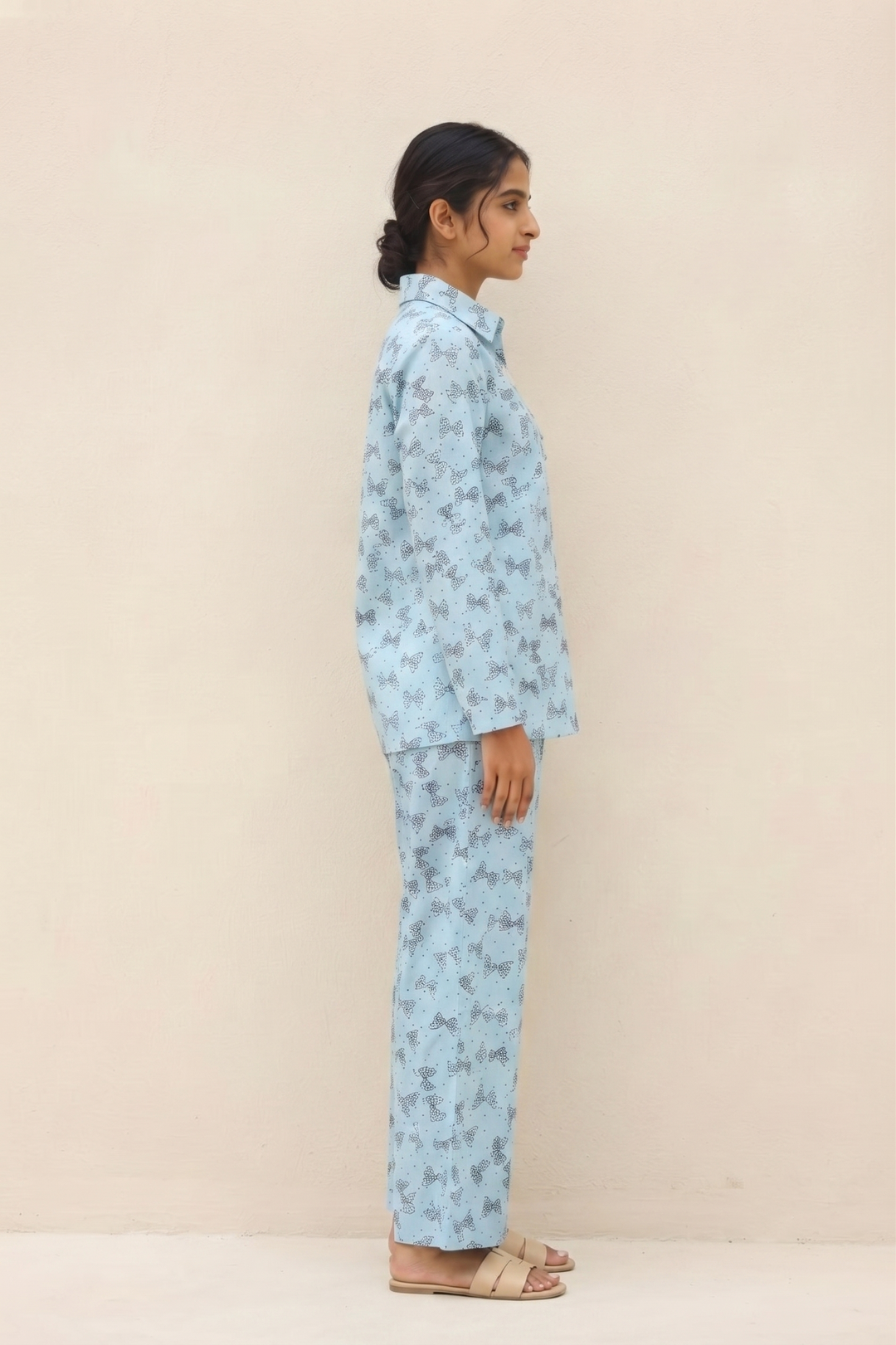 Cozy Butterfly Print Cotton Night Suit