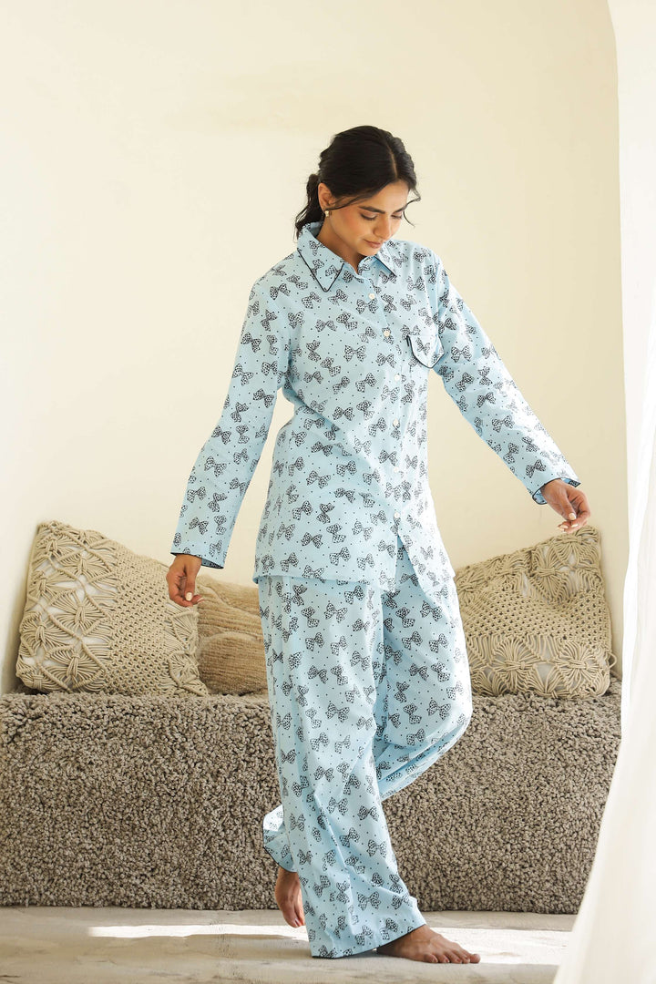 Cozy Butterfly Print Cotton Night Suit