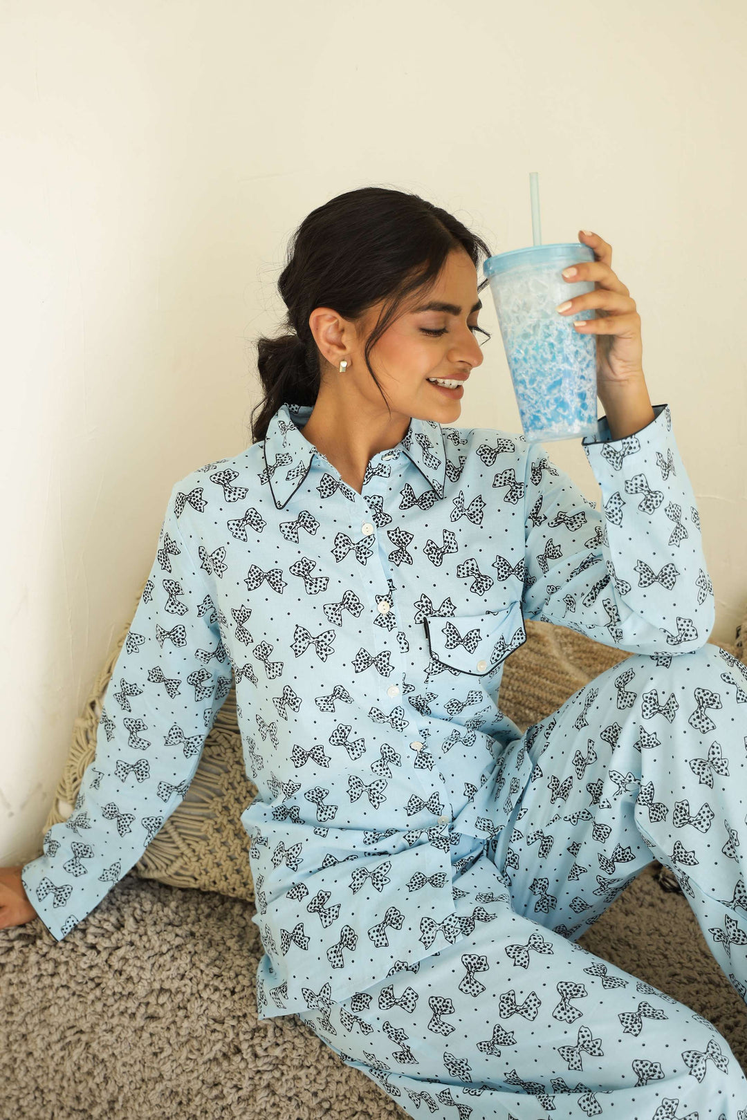 Cozy Butterfly Print Cotton Night Suit