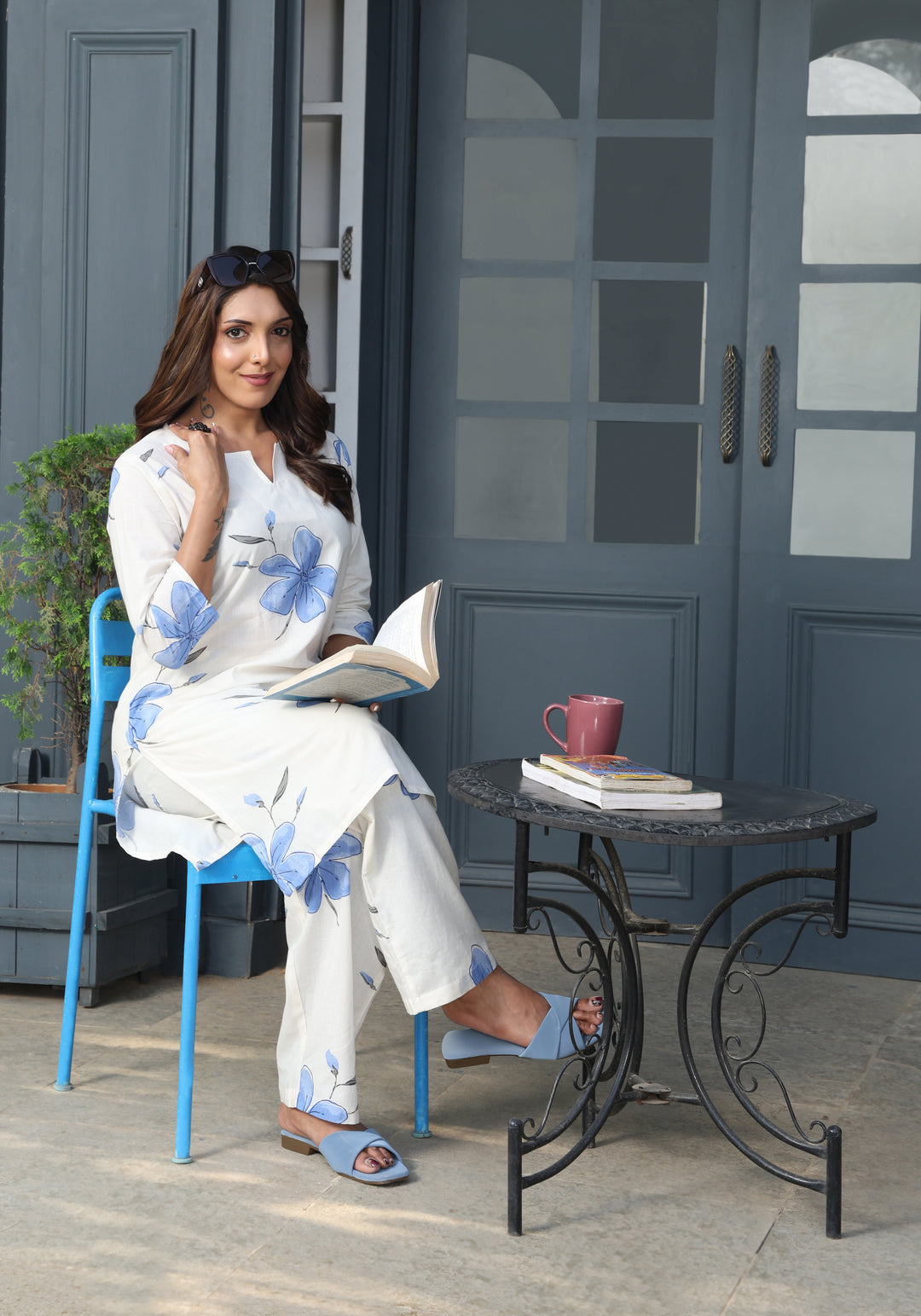 Elegant White & Blue Floral Kurta Set – Cotton Comfort