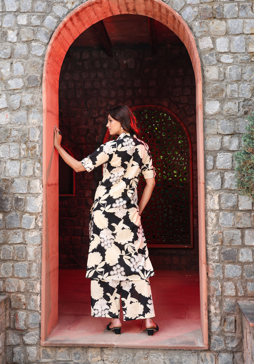 Black & Beige Floral Co-ord Set – Power in Print