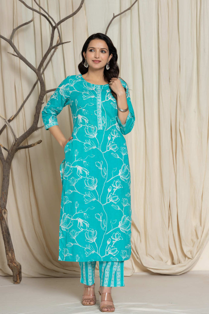 Elegant Green Floral Cotton Suit Set - Kurti, Pant & Dupatta