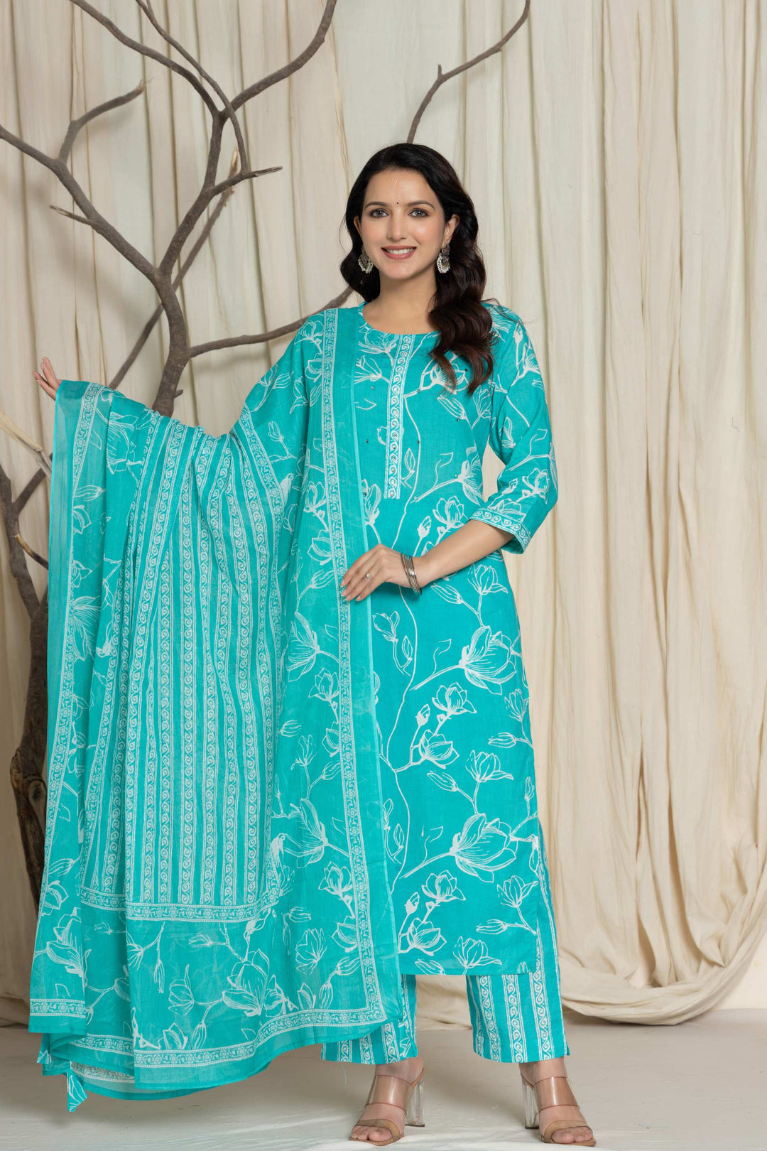 Elegant Green Floral Cotton Suit Set - Kurti, Pant & Dupatta