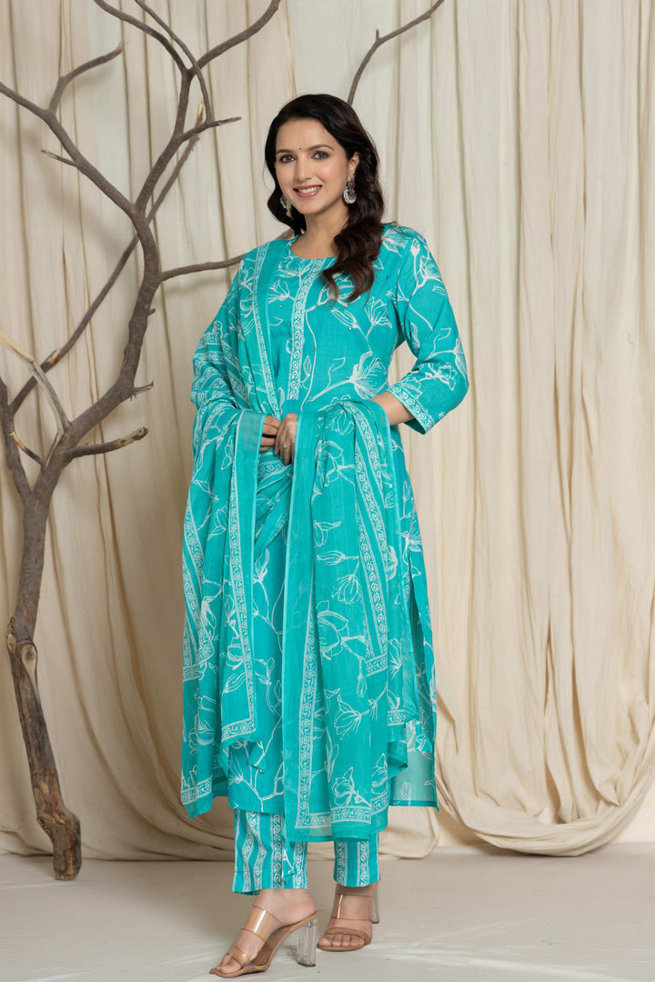 Elegant Green Floral Cotton Suit Set - Kurti, Pant & Dupatta