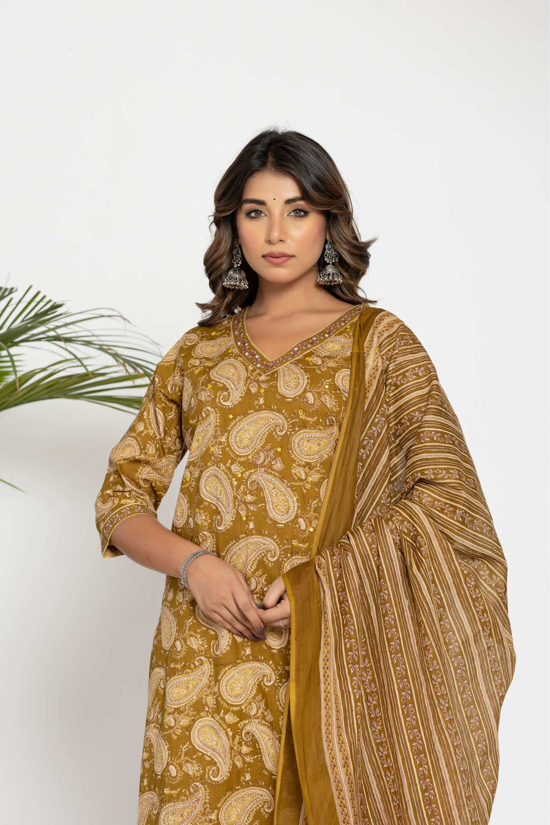 Traditional Paisley Print Kurta Set with Matching Dupatta
