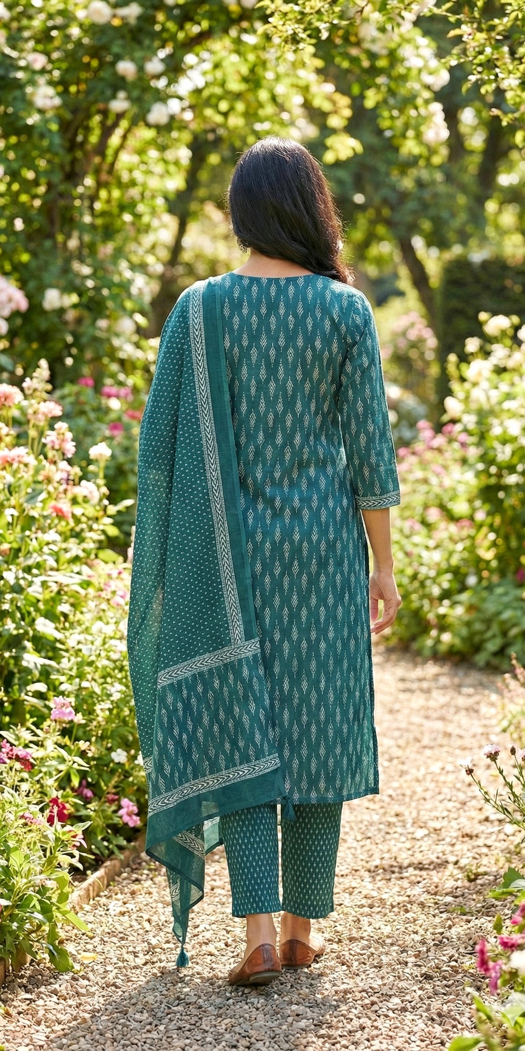 Green Printed Cotton Suit Set - Kurti, Pant & Dupatta