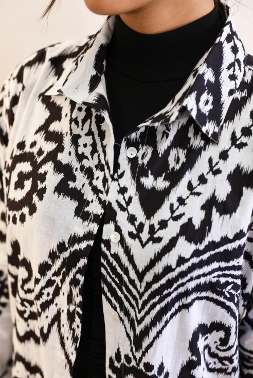 Black & White Ethnic Women's Casual Shirt