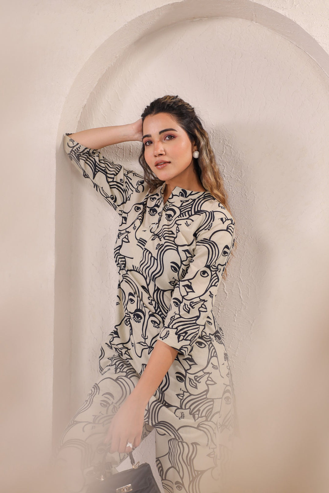 Monochrome Muse – Artistic Abstract Print Co-ord Set