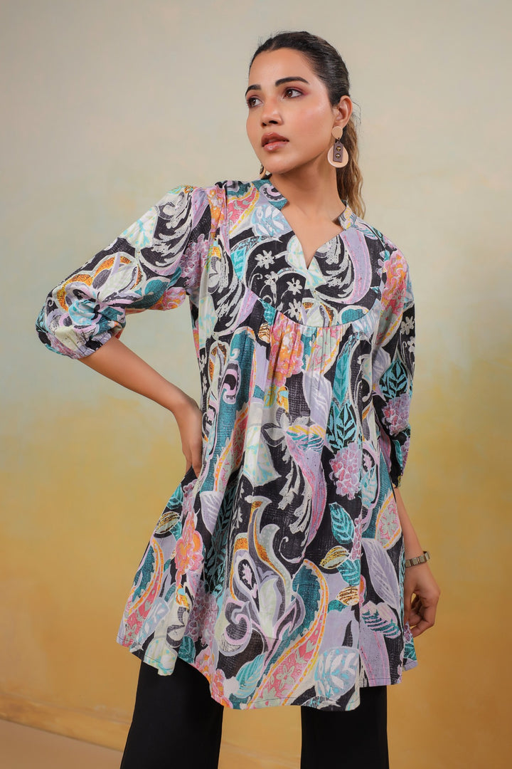 Enchanted Bloom – Artisanal Printed Tunic