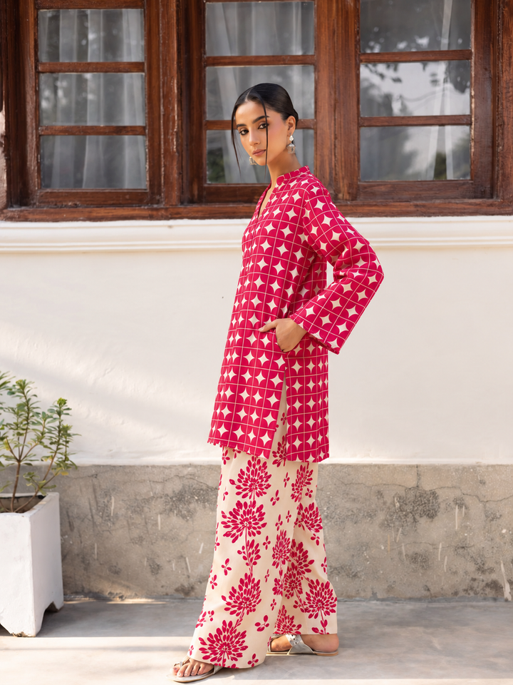 Pink Star Lattice Farsi Salwar side view